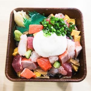白ばらちらし丼