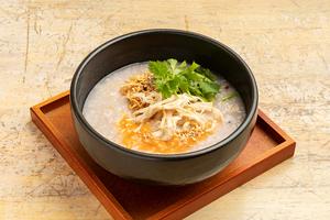 トムヤム鶏粥