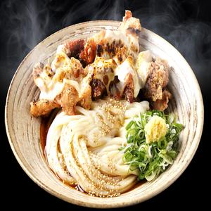 (温)焦がしチーズ山盛りザンギうどん