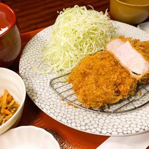 富士デュロック ロースカツ定食200g ごはん付き