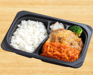 ジューシー若鶏グリル ガーリックソース弁当