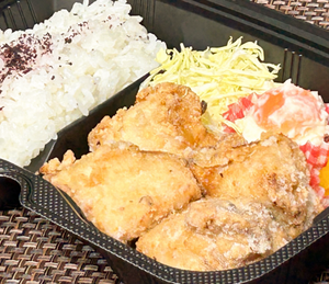 からあげ弁当(むね肉)4個入 Fried chicken bento (breast meat) 4 pieces