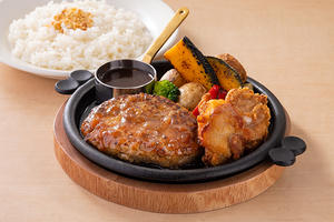 ハンバーグ＆鶏の唐揚げ弁当