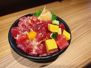 特製ひだまりとばらちらしのハーフ丼