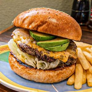 アボカドチーズバーガー / AVOCADO CHEESEBURGER