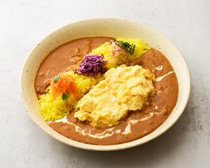 とろたまスパイスカレー Creamy Omelette Curry