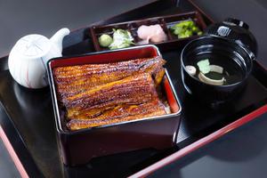 鰻重【上】 松(鰻1尾)※お漬物、お吸い物、ワサビ付