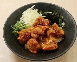 F-1118】特製甘だれ唐揚げ丼Specially Made Deep-fried Chicken Rice Bowl