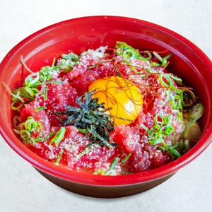 まぐろユッケ丼
