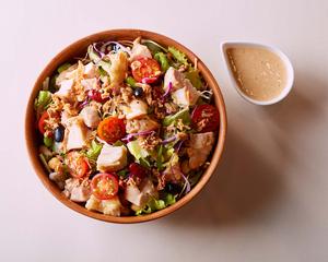 塩麹グリルチキンサラダ Salted Rice Malt ＆ Grilled Chicken Salad