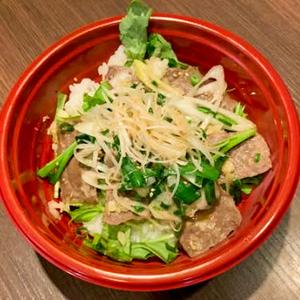 黒毛和牛塩カルビ焼肉丼