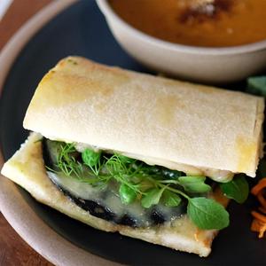 【食べ応えセット】スープ+クロックムッシュサンドセットSoup & Croque Monsieur Sandwich Set