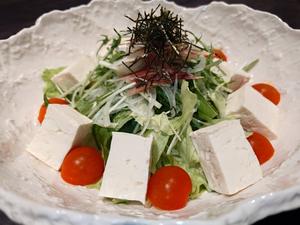 豆腐サラダ