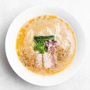 鶏白湯ラーメン