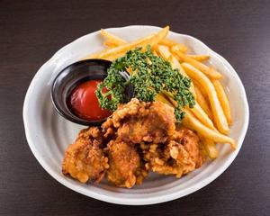 唐揚げ+フライドポテト Fried Chicken + French Fries