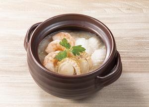 店内炊き上げ おかゆ専門店 粥餐庁(かゆさんちん) 3種海鮮のおかゆ