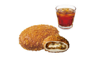 カリカリチーズカレーパンセット(アイスティー)