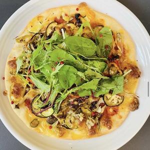お豆腐米粉ピザ