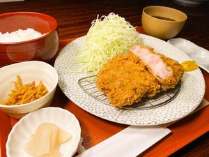 ルイビ豚 ロースカツ定食200g ごはん付き