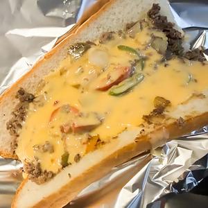 フィリーチーズステーキデラックス Philly Cheese Steak DX