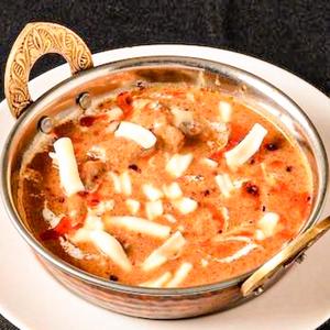 チキンチーズカレー Chicken ＆ Cheese Curry