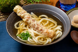 ちくわ天うどん Chikuwa Tempra Udon Noodles