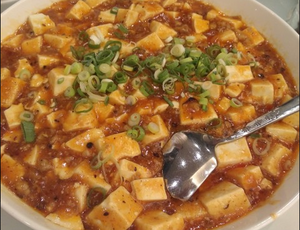 麻 婆 豆 腐(マーボー豆腐)