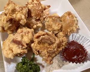 とり肉の唐揚げ(8個)
