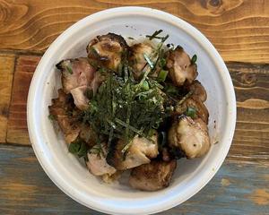 定番!!焼き鳥丼