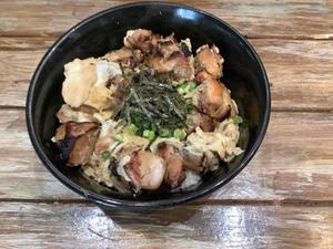 焼き鳥屋の親子丼