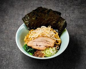 もやしまぜそば(チャーシュー1枚・薬味ネキ・フライドオニオン・魚粉・ホウレン草・ノリ3枚・モヤシ)