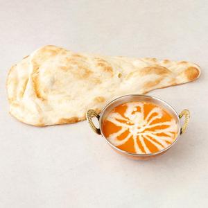 チキンカレーとナン/ライス
