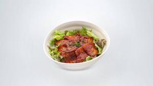 コチュジャンサムギョプサル丼 Gochujang pork belly rice bowl