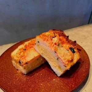 明太チーズオムレツサンド
