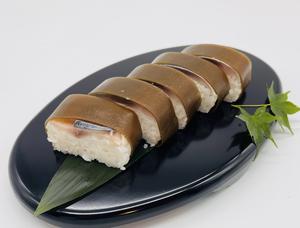 さば棒寿司5貫 Mackerel sushi roll (5 pieces)