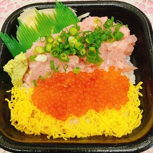 丼丸 イクラねぎとろ丼