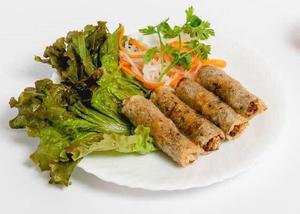 ベトナム揚げ春巻き3本 Fried Spring Rolls ( 3 pcs)