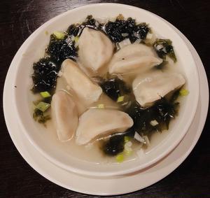 スープ入り水餃子