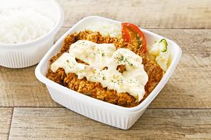 玉子たっぷりタルタルソースチキンカツ弁当