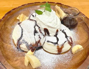 しろいパンケーキ【チョコ＆バナナ】