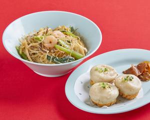 ダパイダン105 小龍包(3個)+焼きビーフン