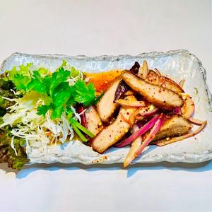 豚肉とミントとハーブ和え