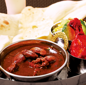 タンドリーチキン＆1種のカレーセット Tandoori chicken ＆ 1 kind of curry set