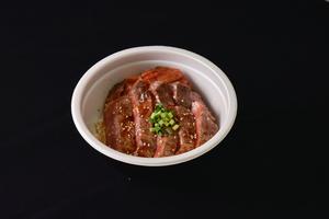 特選ヒレ焼肉丼(タレ)