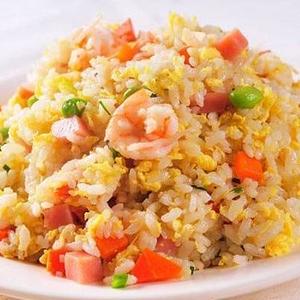 COM RANG HAI SAN (海鮮チャーハン)