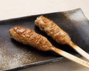 備長炭炭火焼き つくね串