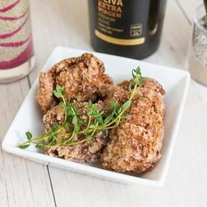 揚げたて茹で鶏カラアゲ モモ Freshly-fried Boiled Chicken Thigh