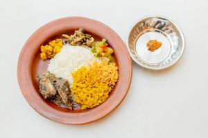 本日のカレー(副菜付き)ライス＆カリー トッピング ライムピクルス