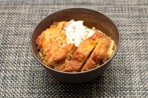 熟成ロースかつとじ丼