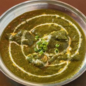 サグチキンカレー/Sag Chicken Curryナンorライス/Nan or Rice